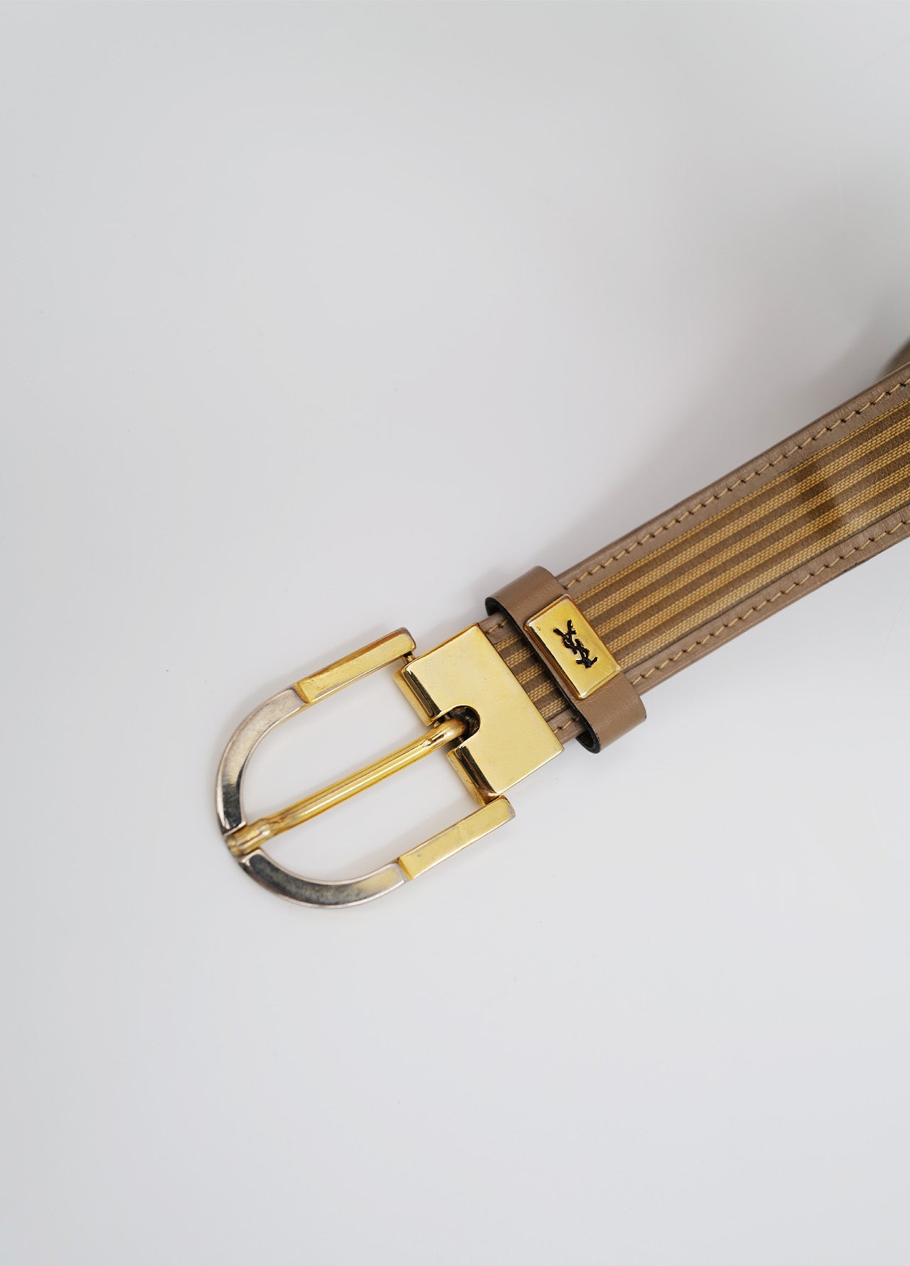 Ceinture-YSL-Boucle-Dore-Cuir-Beige-Brun-03