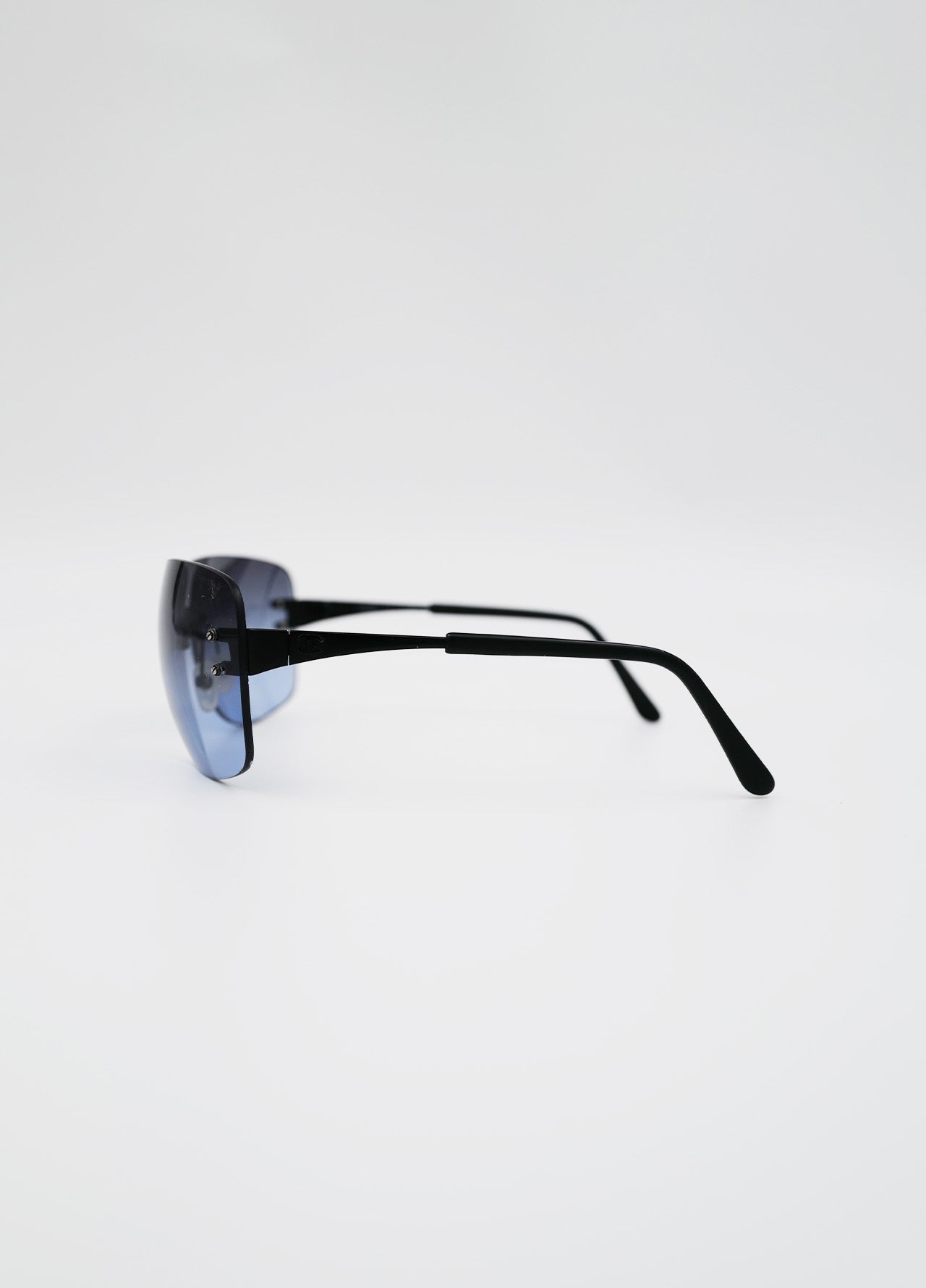 Lunette-solaire-sunglass-Chanel-vintage-blue-metal-3