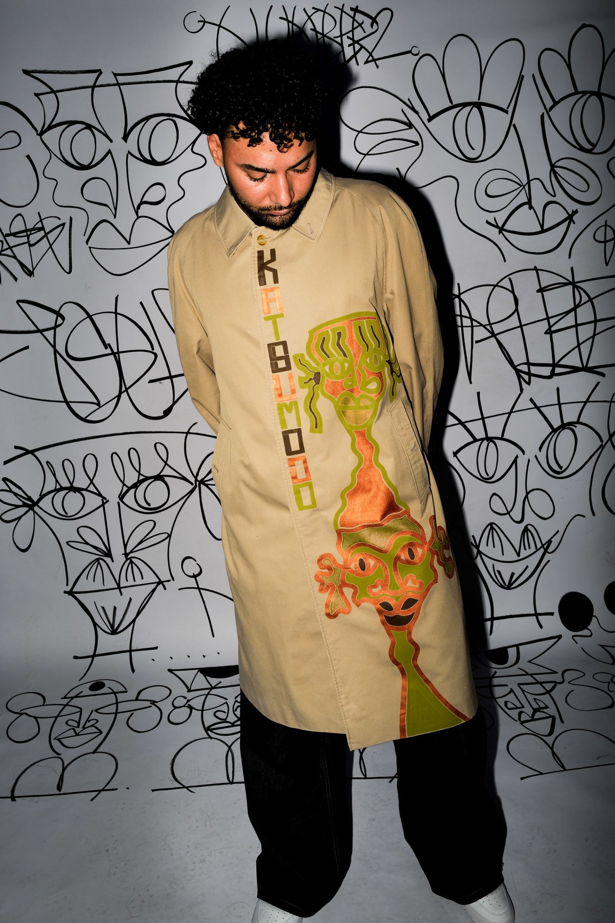 #14 Trench Coat Burberry Beige Vintage Upcycled by Josua Carvalho