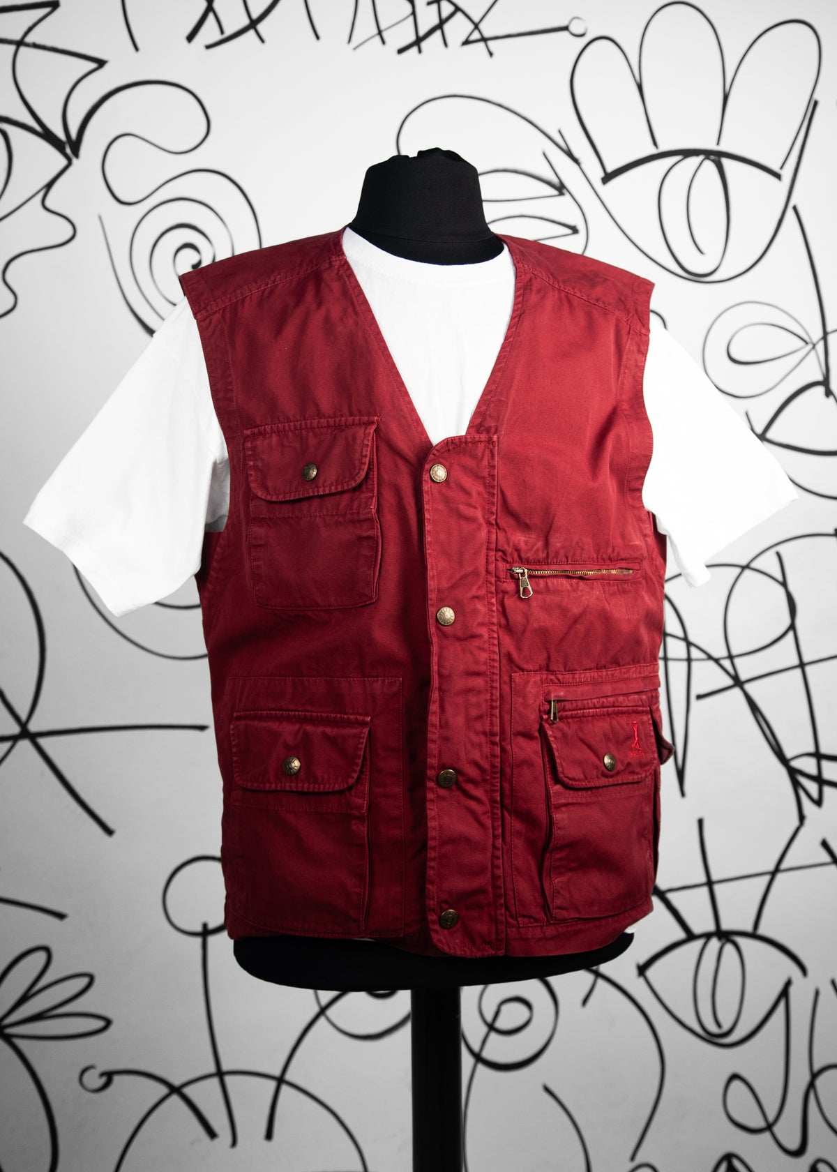 23/50 Gilet Vintage Upcycled by Josua Carvalho
