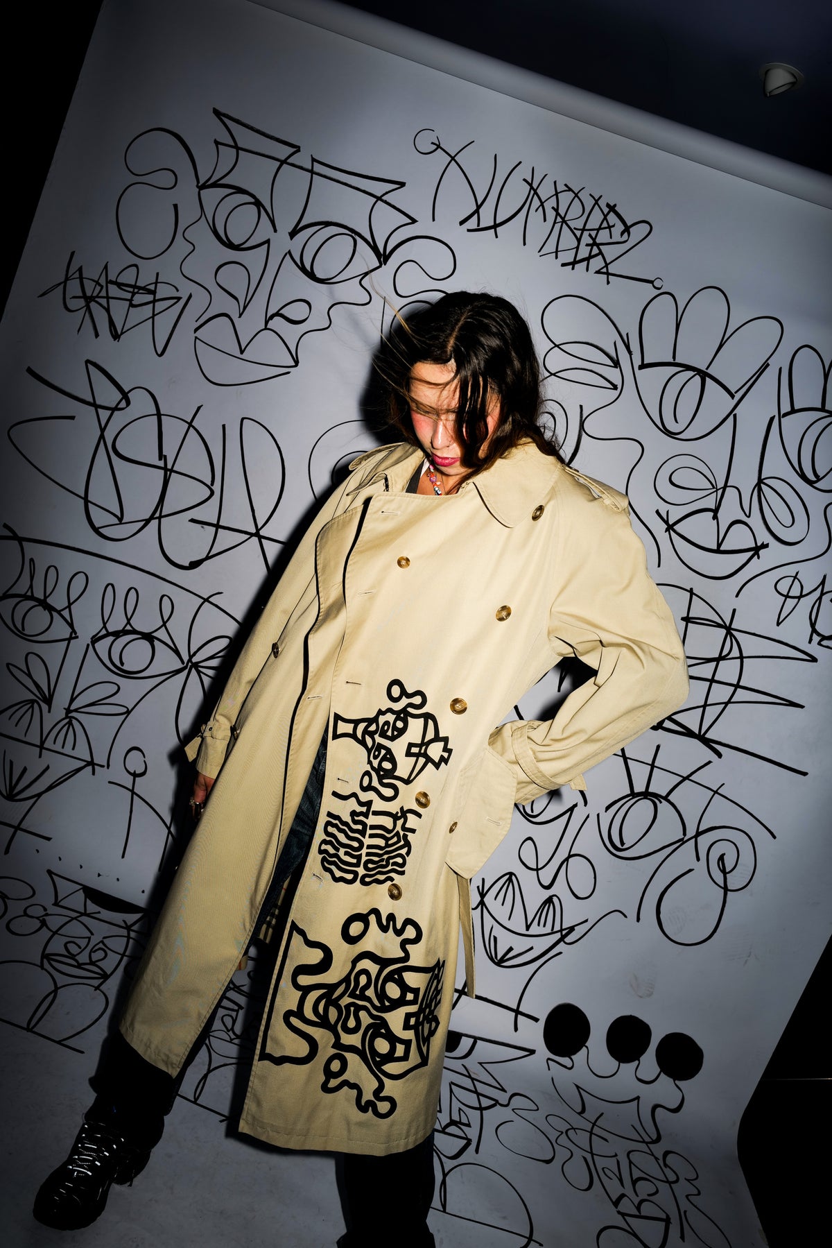 #23 Trench Coat Style Burberry avec Ceinture Vintage Upcycled by Josua Carvalho