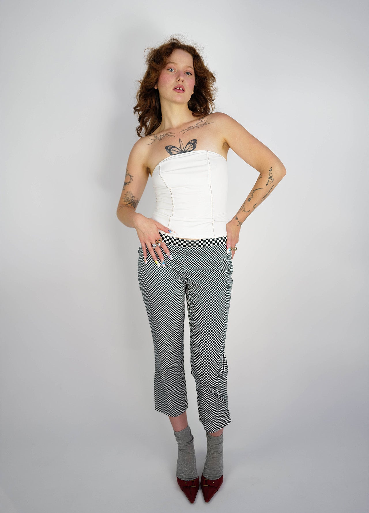 Capri-Moschino-Carreaux-blanc-Gris-Noir-Vintage-02