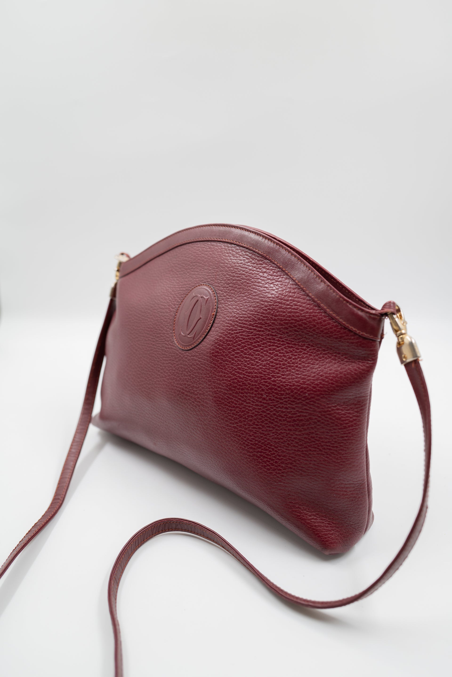 Cartier-Bag-Shoulder-Cuir-Leather-Rouge-Red-Bordeau-Vintage-02