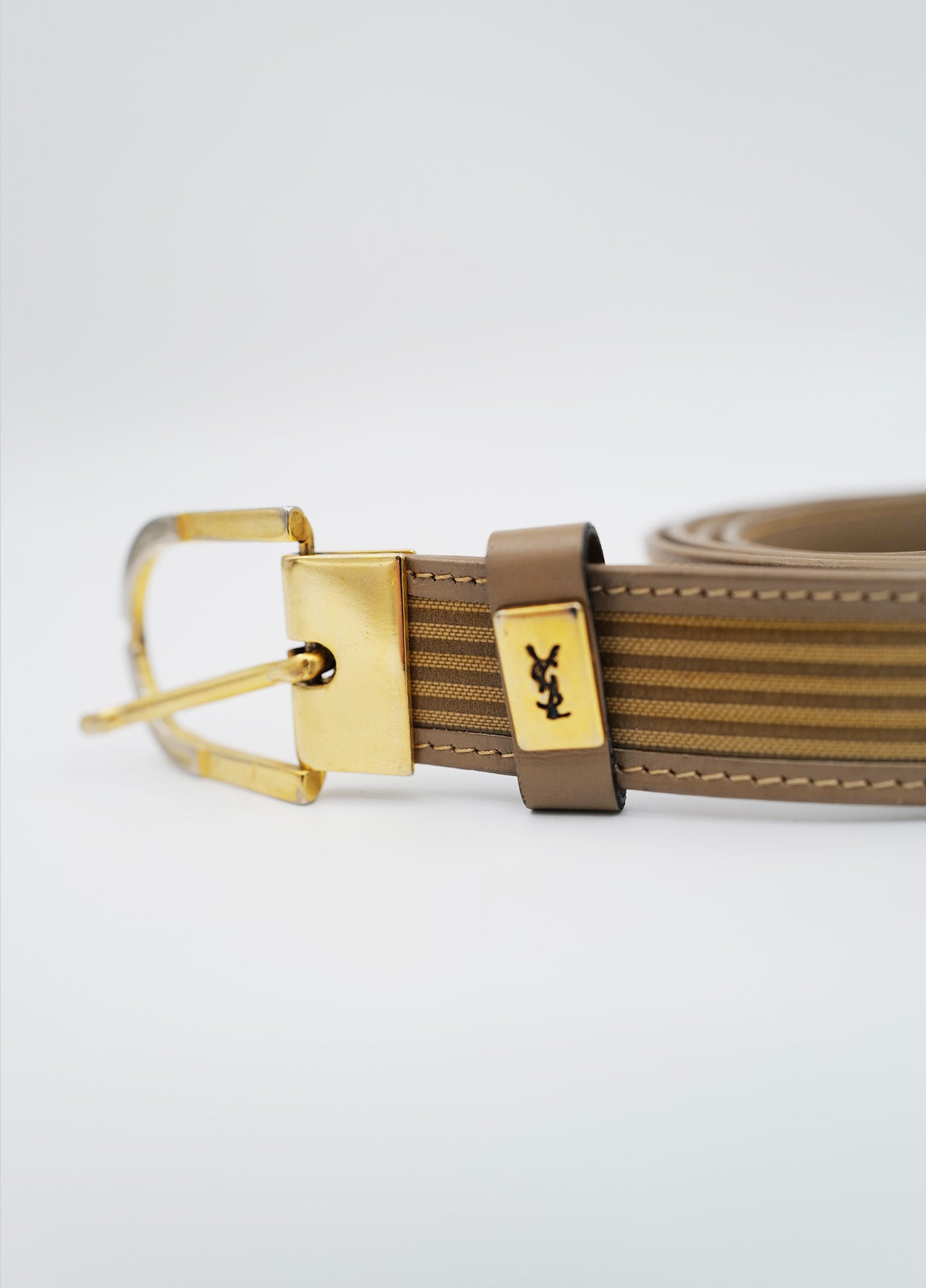 Ceinture-YSL-Boucle-Dore-Cuir-Beige-Brun-02