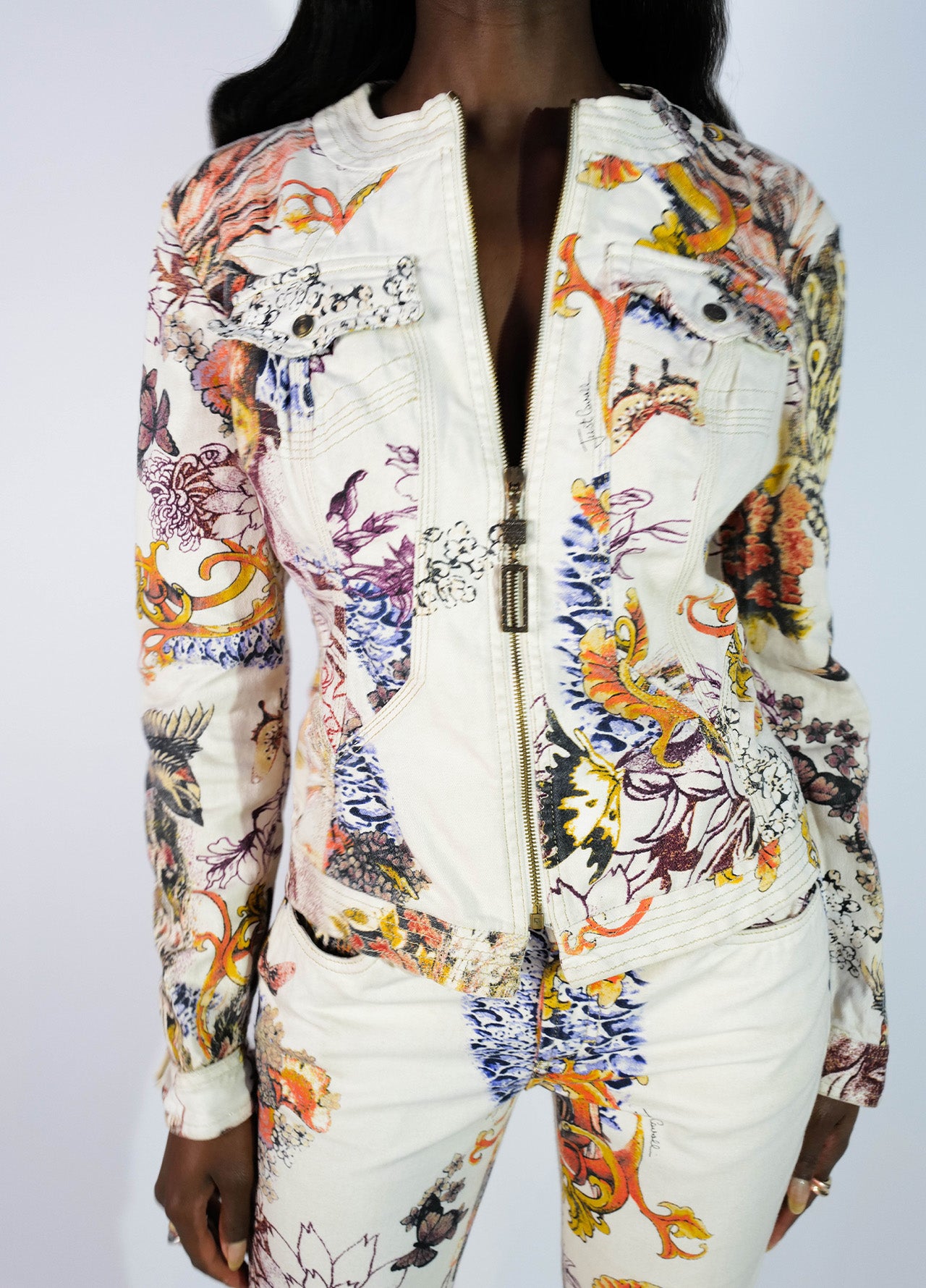 ENSEMBLE-VESTE-ET-PANTALON-DENIM-JUST-CAVALLI-VINTAGE-001