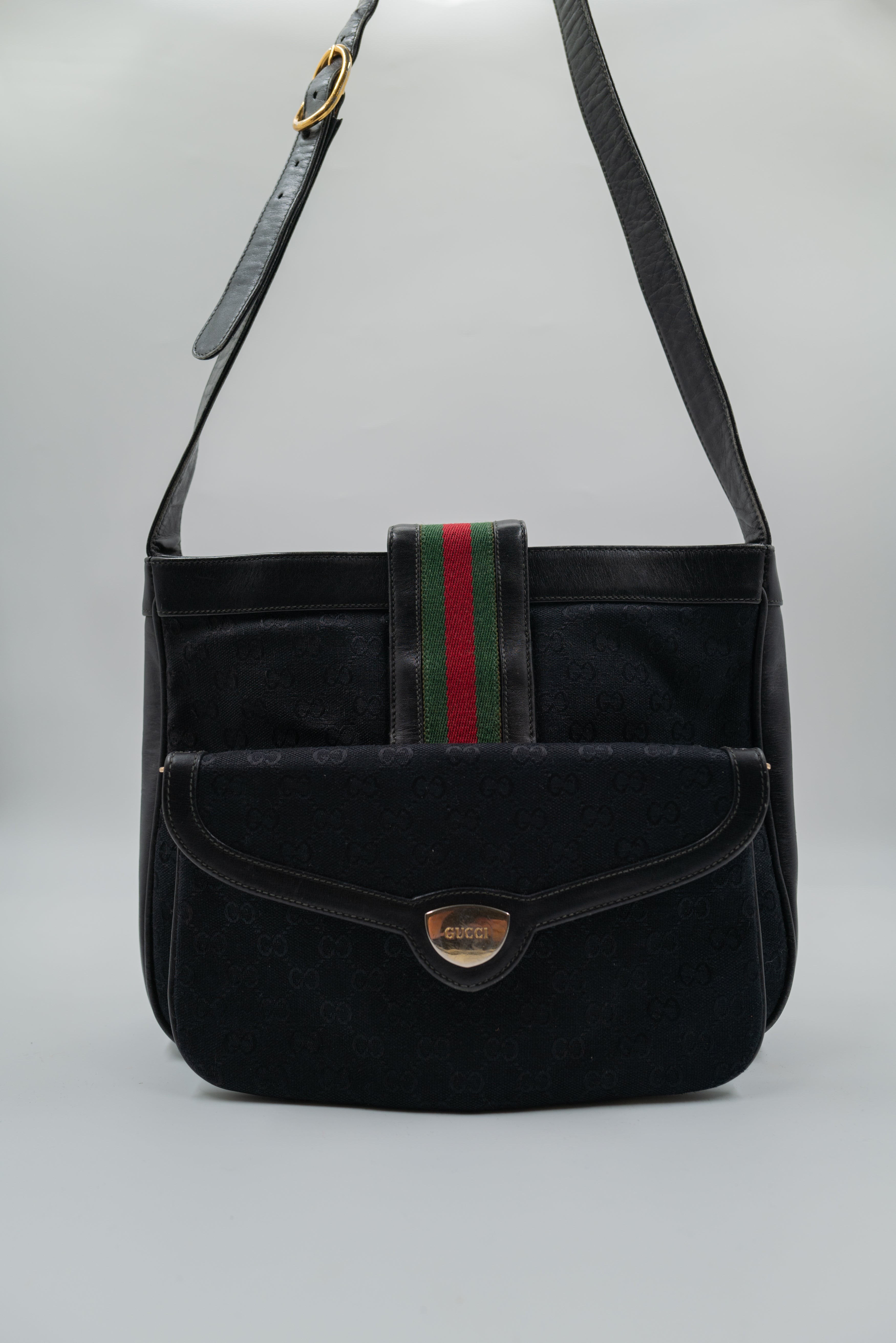 GUCCI-VINTAGE-80S-BLACK-NOIR-BAG-SAC-POCHETTE-07