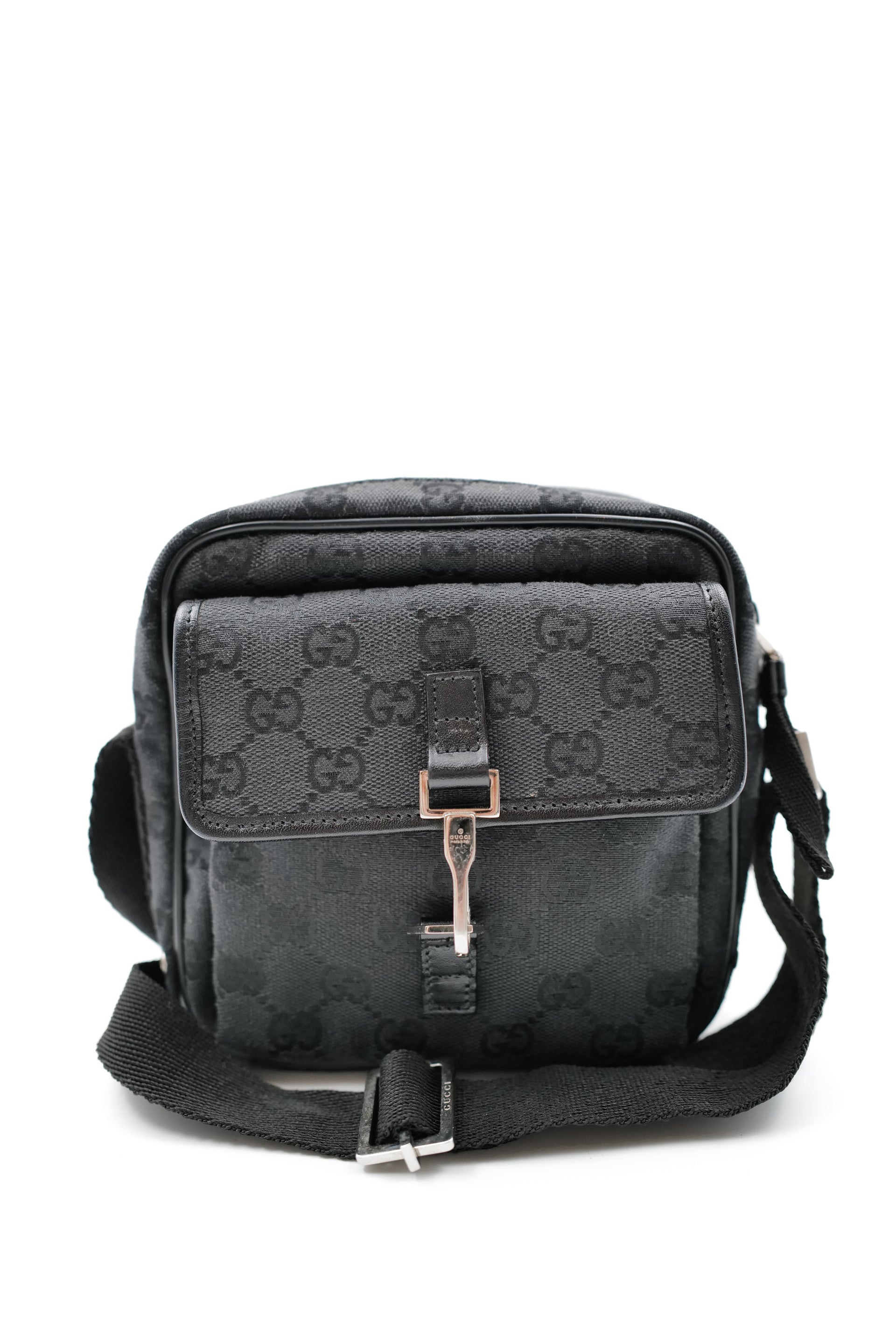 GUCCI_SHOULDER_BAG_GG_CANVAS_VINTAGE_90S_01