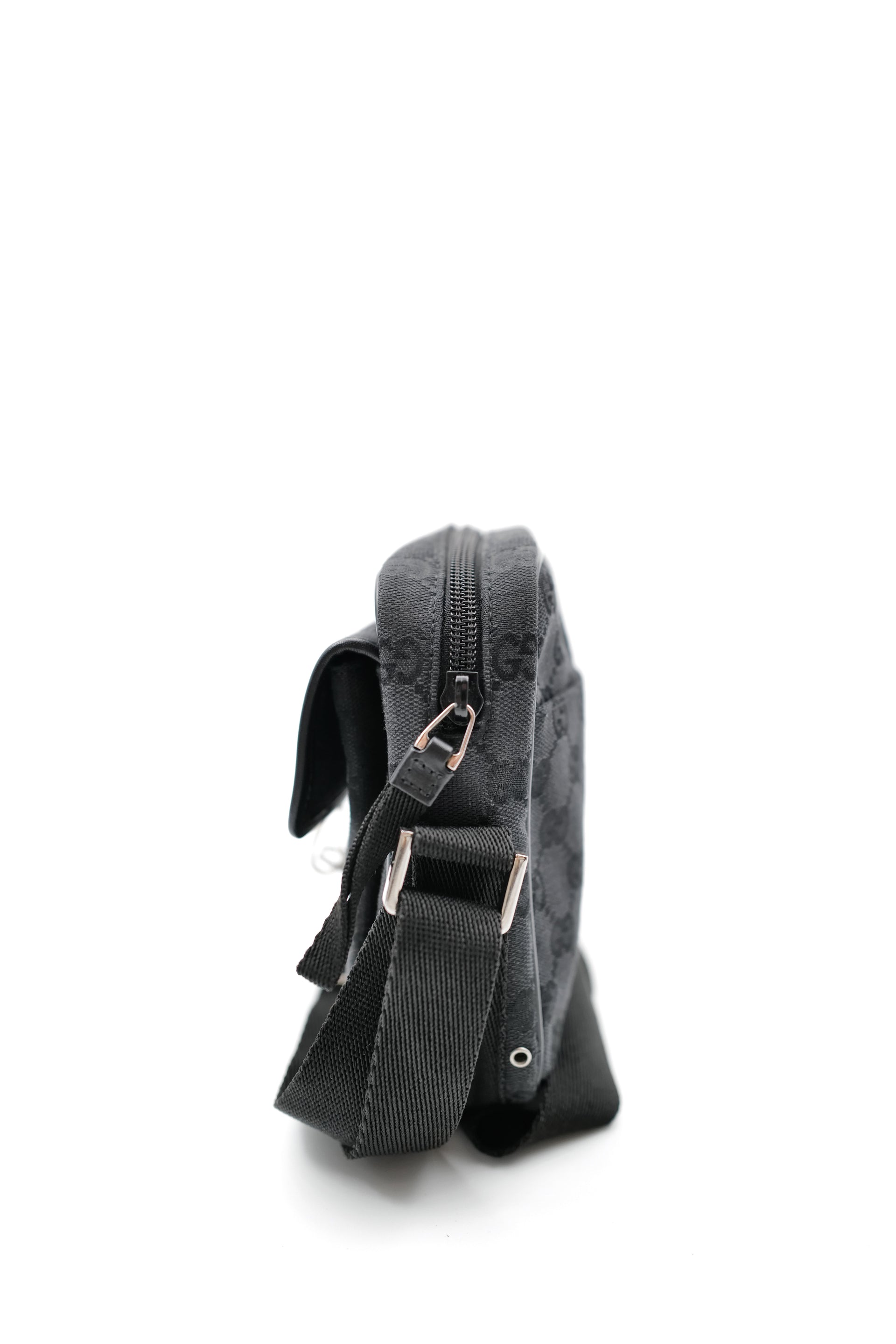 GUCCI_SHOULDER_BAG_GG_CANVAS_VINTAGE_90S_02