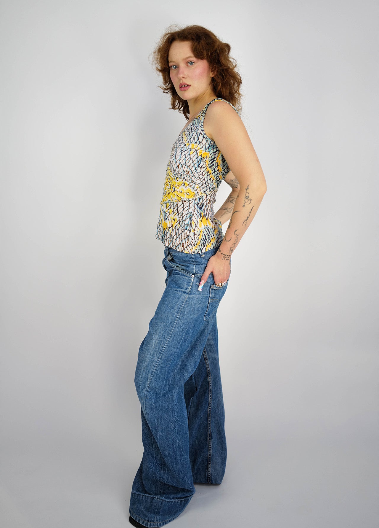 Haut-top-RobertoCavalli-Roberto-Cavalli-Vintage-2000-Y2K-motifs-yellow-jaune-white-blanc-3