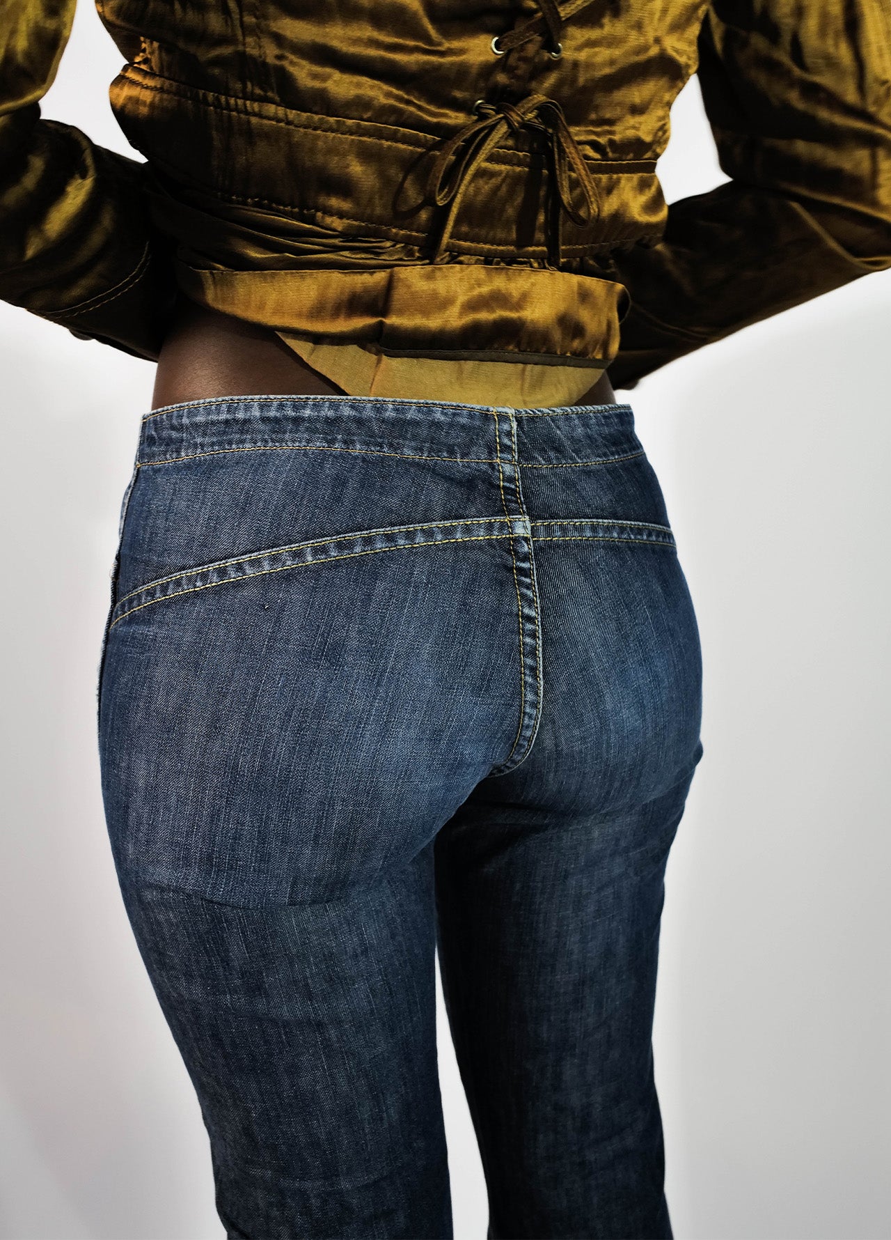 JEAN_LEVIS_FLARE_LOW_WAIST_VINTAGE_90_S_04