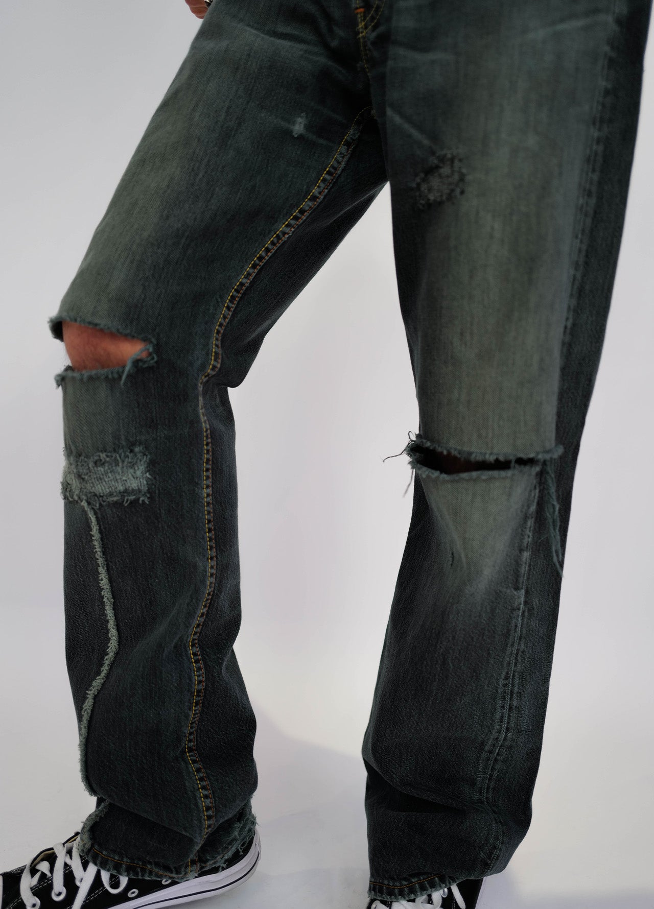 Jeans-Levi's-Levis-501-Vintage-Reworked-green-washed-delavage-vert-3