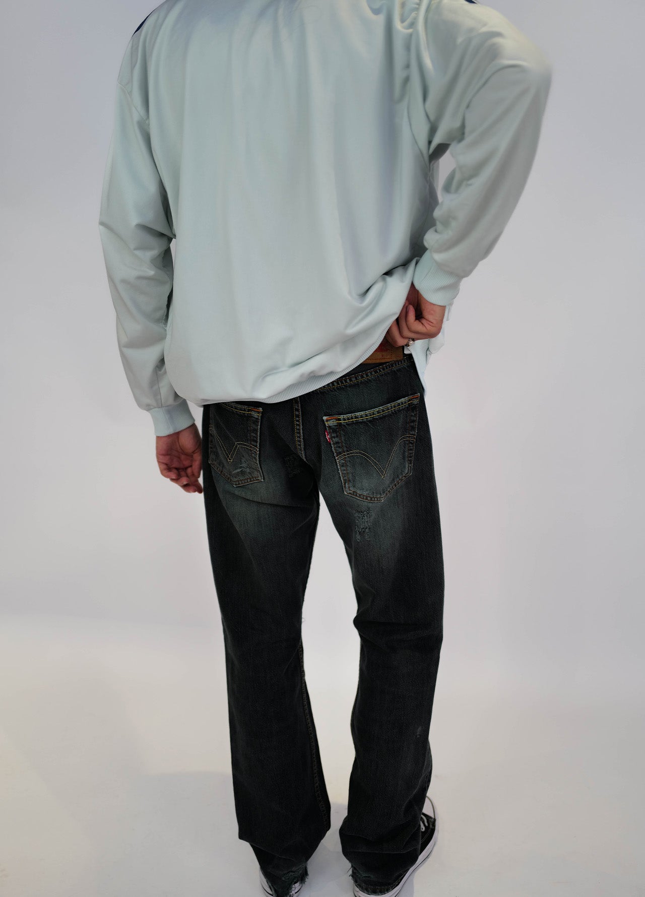 Jeans-Levi's-Levis-501-Vintage-Reworked-green-washed-delavage-vert-4