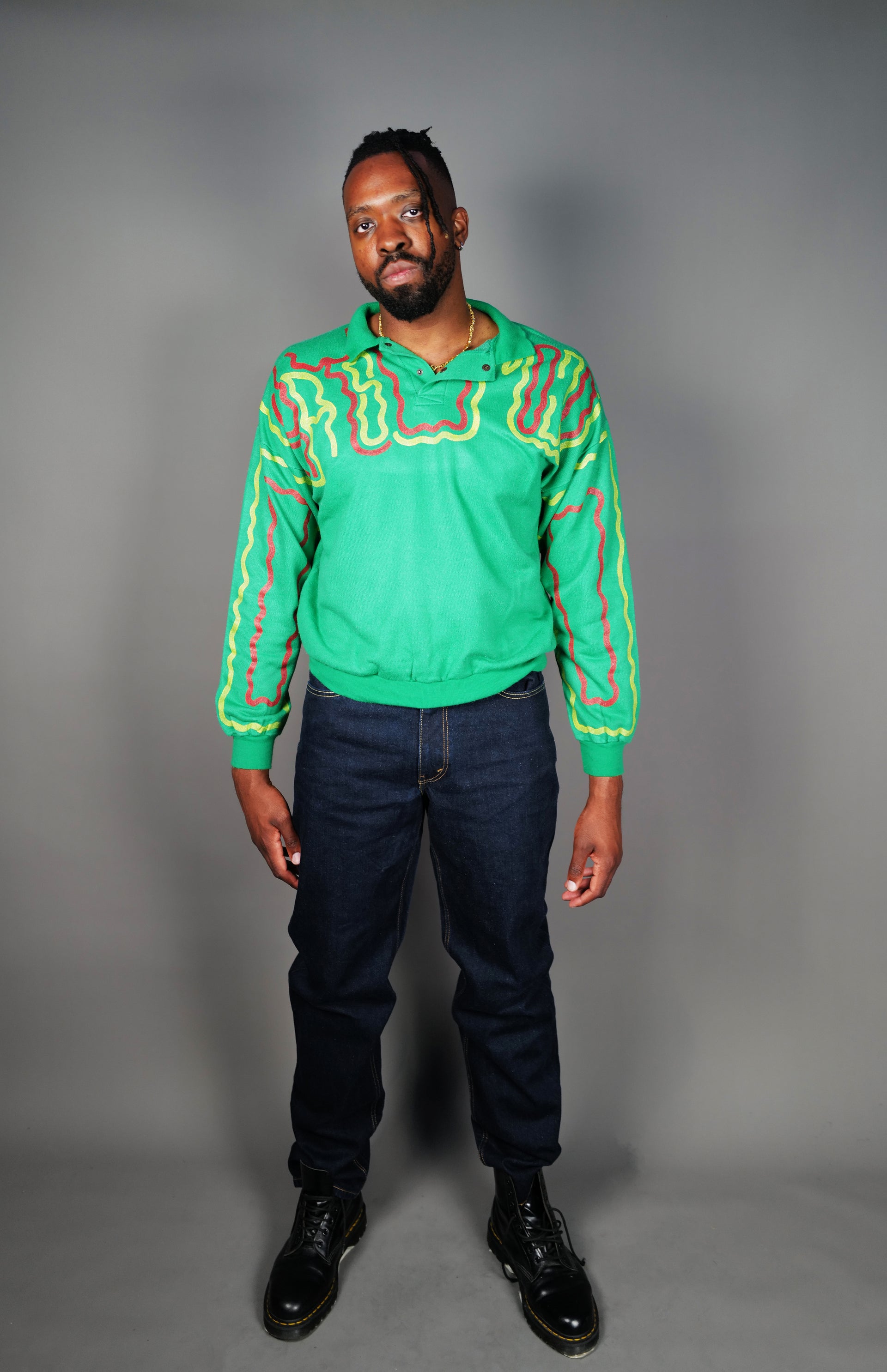 Sweater Vert Vintage Upcycled by Josua Carvlho