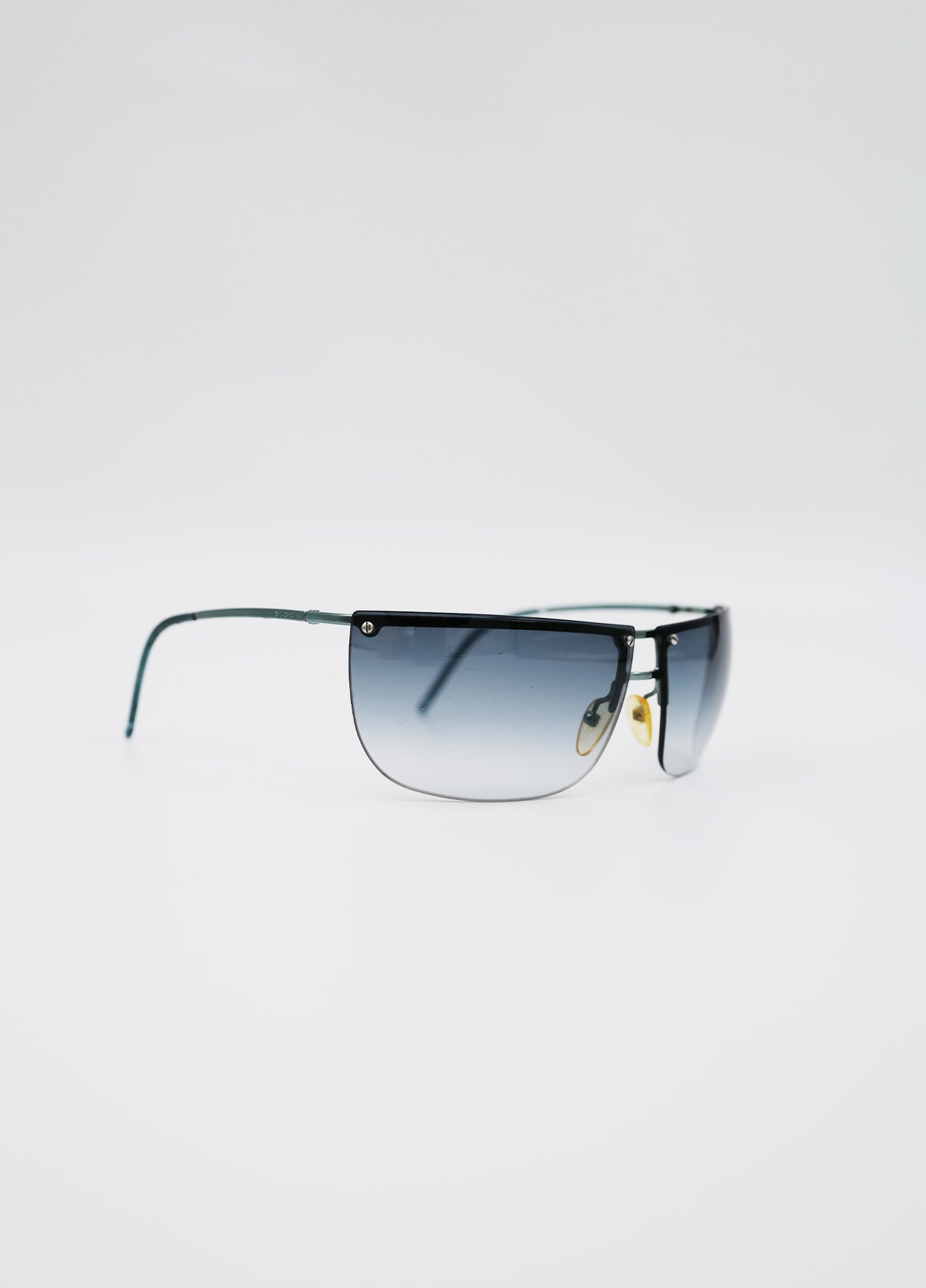 Lunette-Gucci-Noir-Teinte-Bleu-Vintage-04