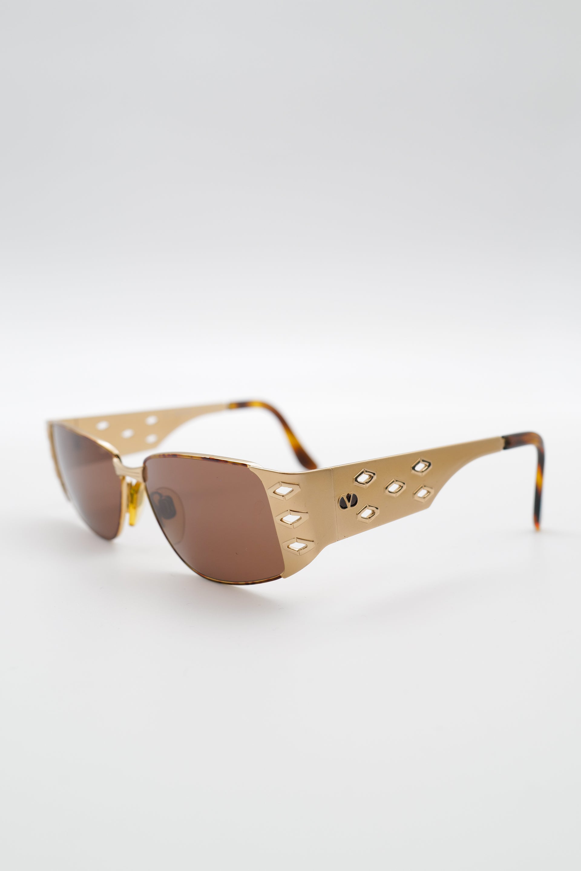 Lunette_valentino_cardredore_verremarron_reworked-001