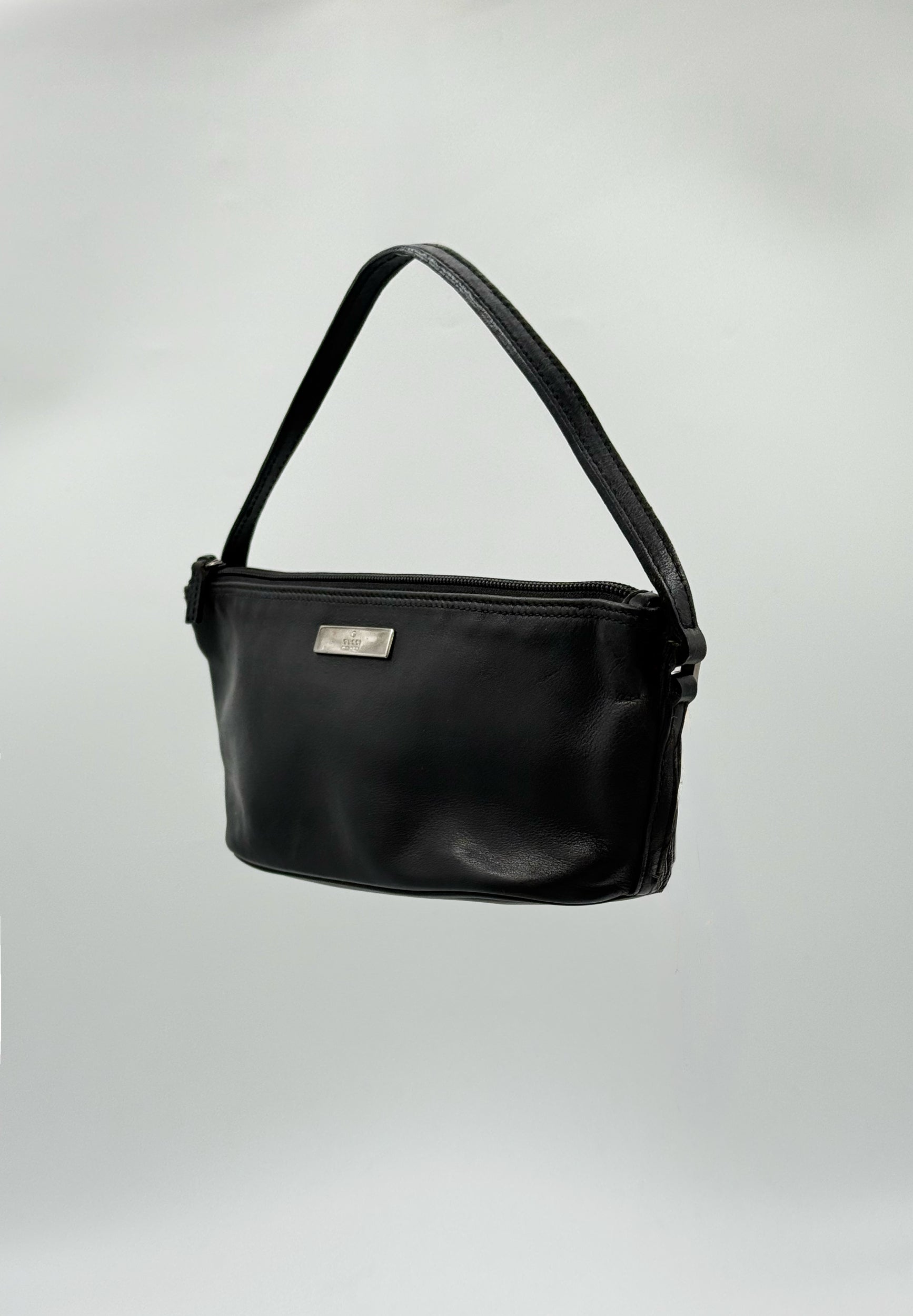 SAC-GUCCI-BOAT-BLACK-VINTAGE-002