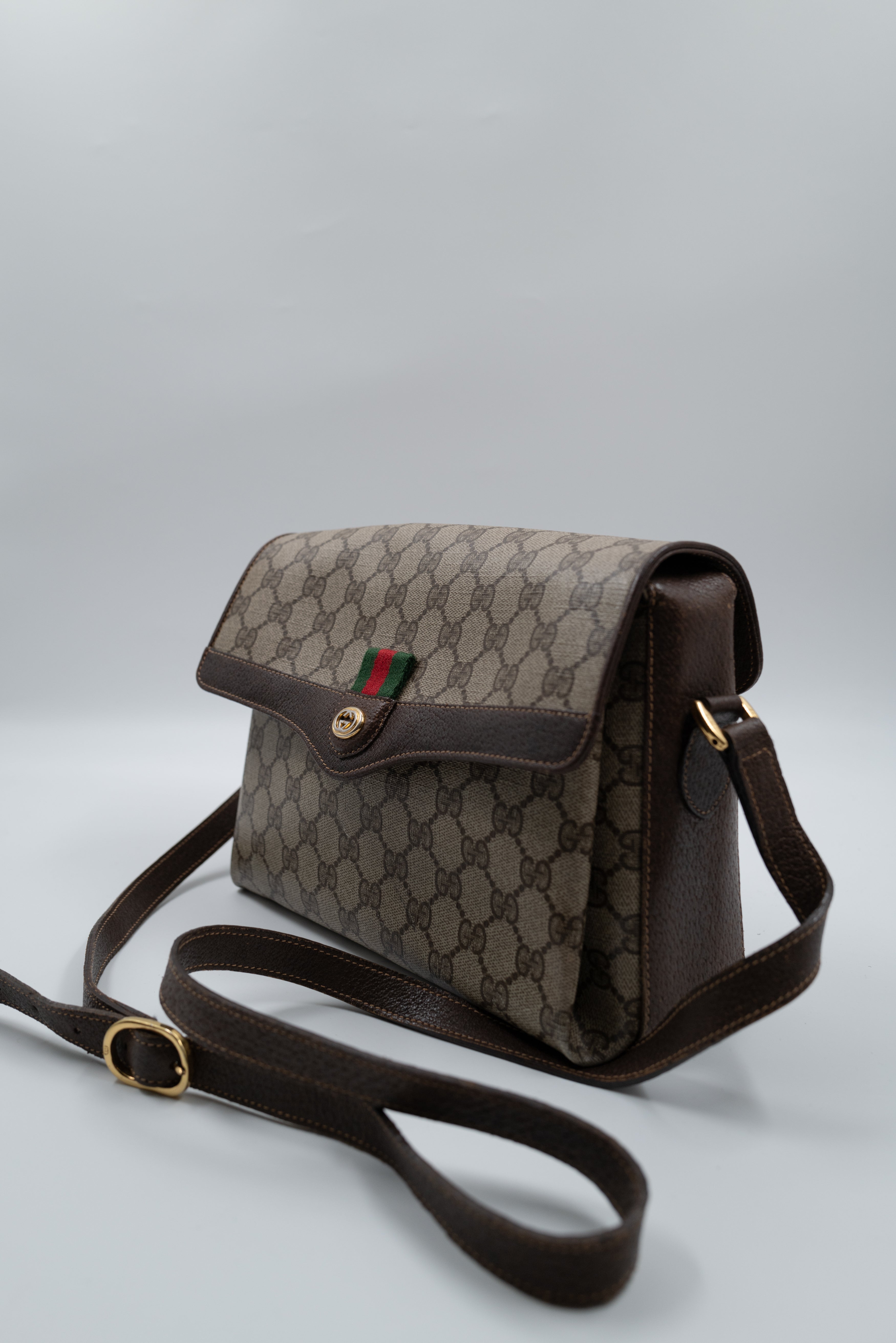 SAC-GUCCI-SMALL-WEB-VINTAGE-BROWN-08