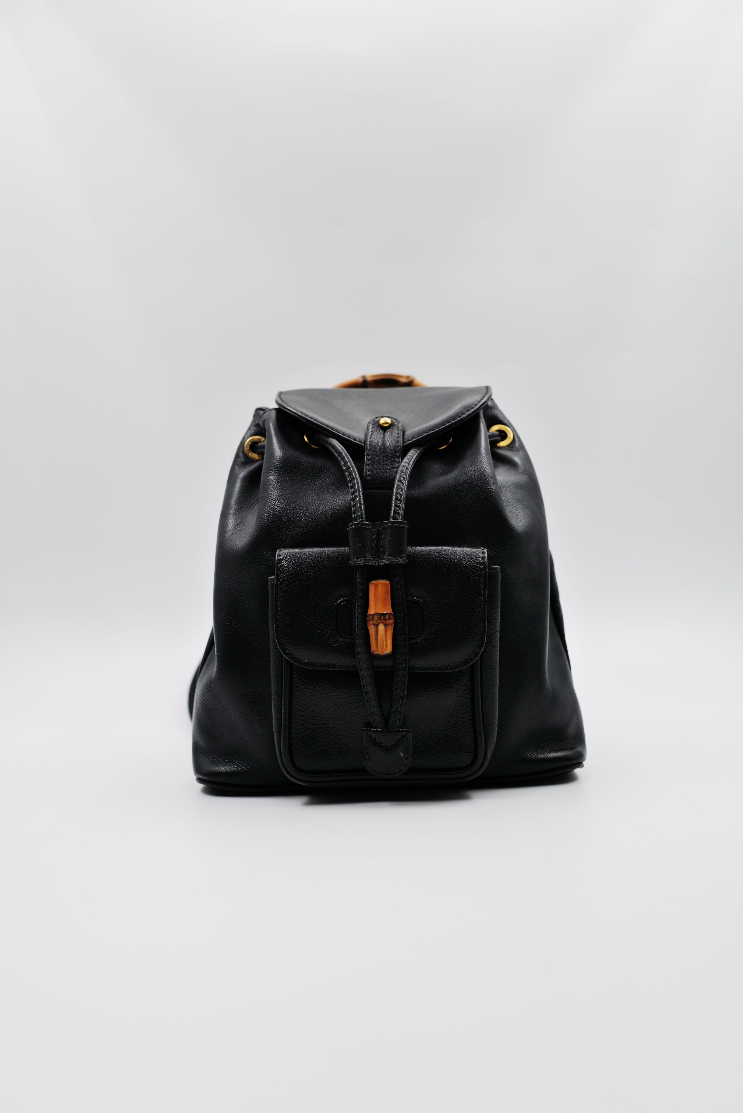 SAC_GUCCI_BAMBOO_VINTAGE_BLACK_01
