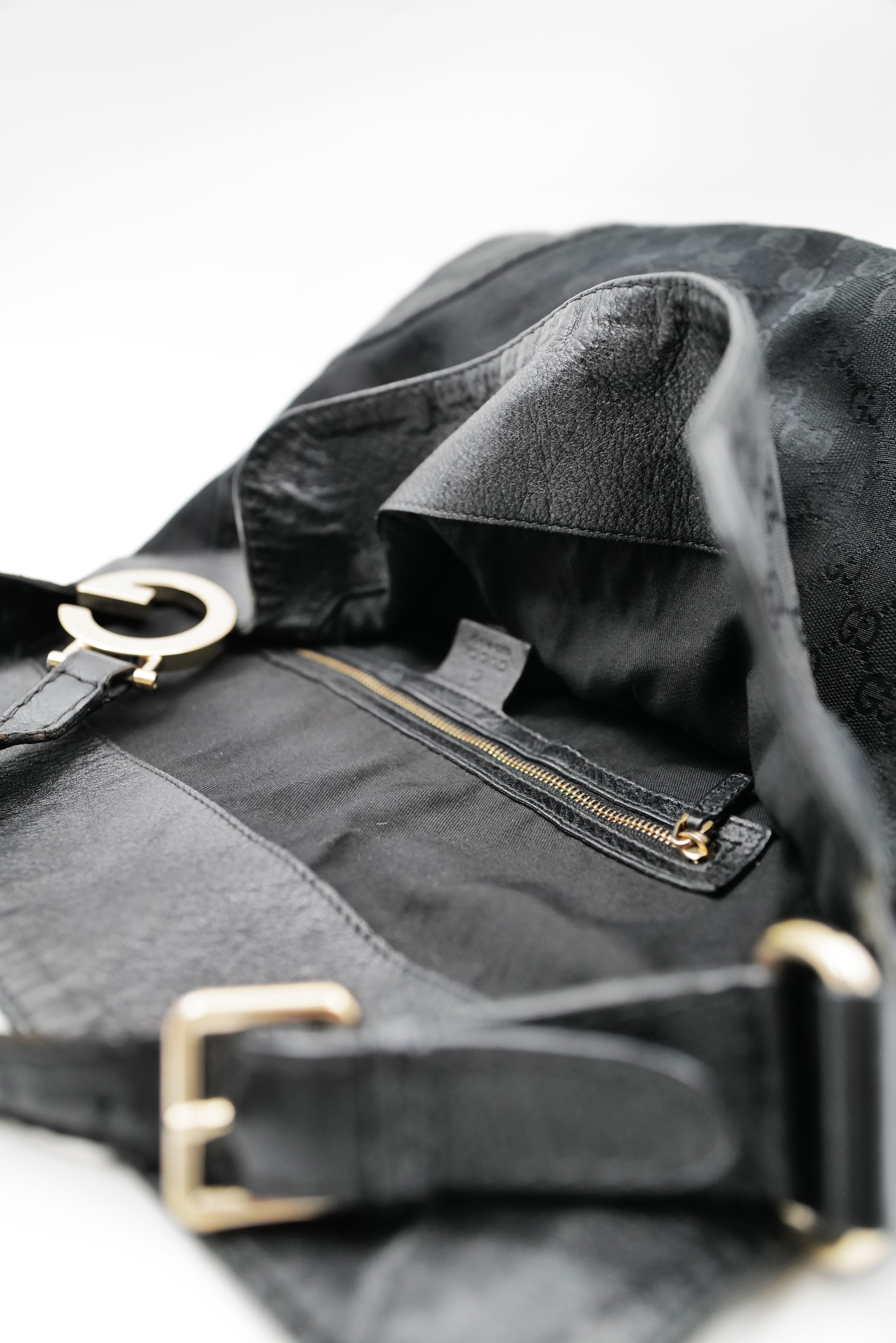 SAC_GUCCI_PORTECARTES_RARE_VINTAGE_04