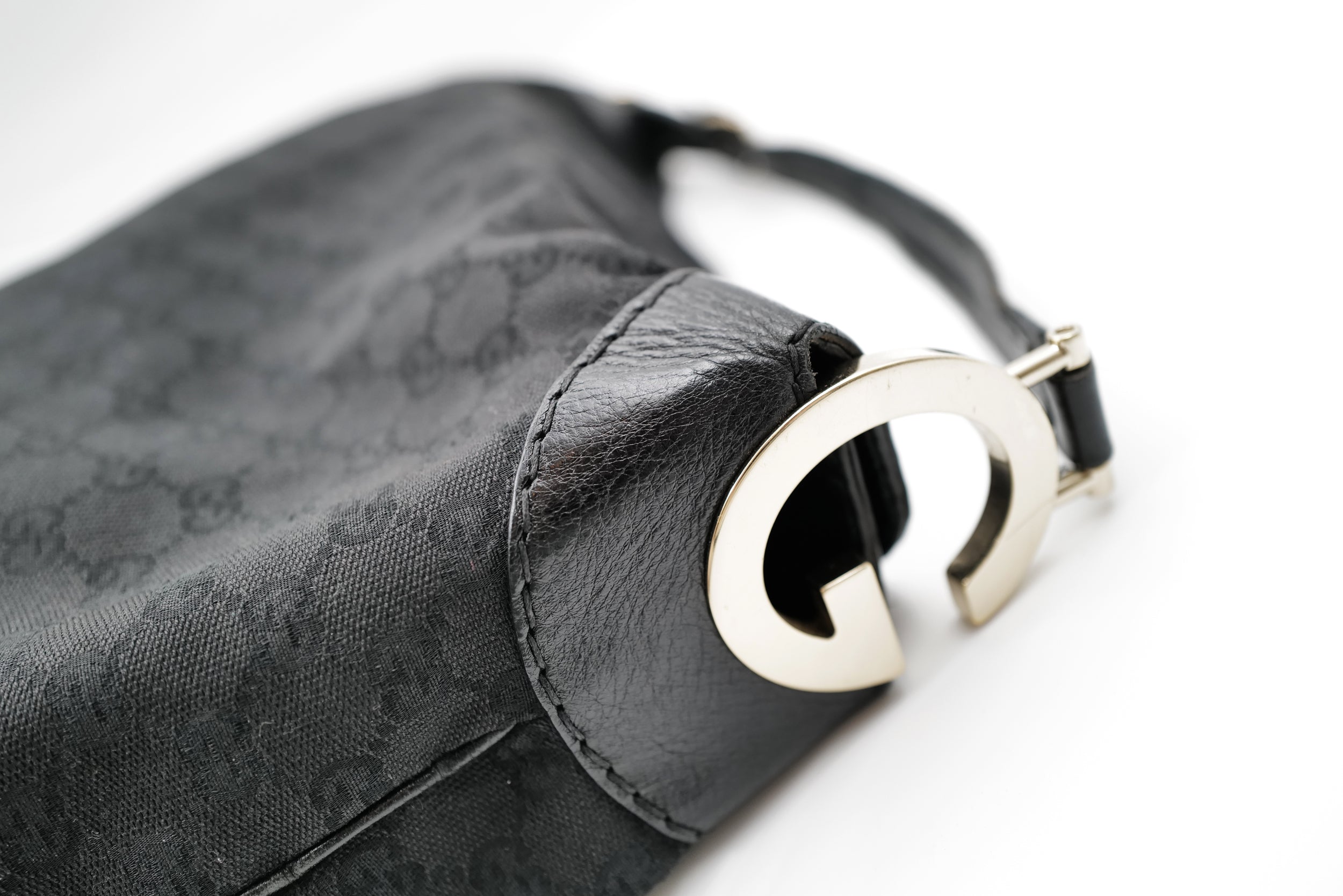 SAC_GUCCI_PORTECARTES_RARE_VINTAGE_05