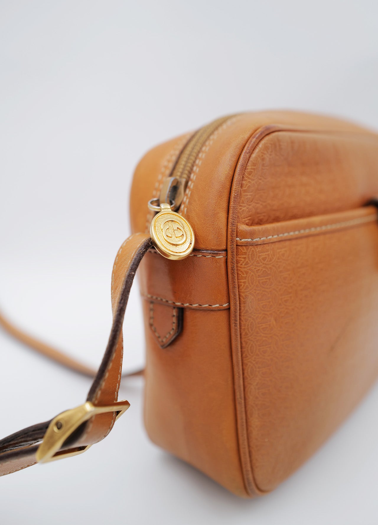 Sac-bag-messenger-Gucci-Circa-Vintage-Camel-2