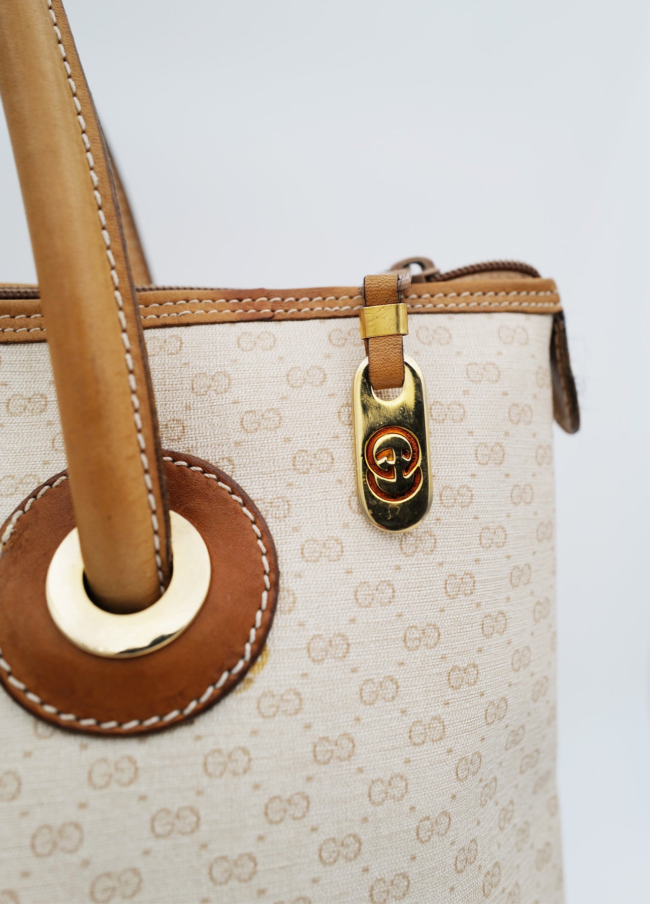 Sac-bag-totebag-Gucci-GG-Microgucissima-Hobo-Vintage-Circa-70-80-Beige-2