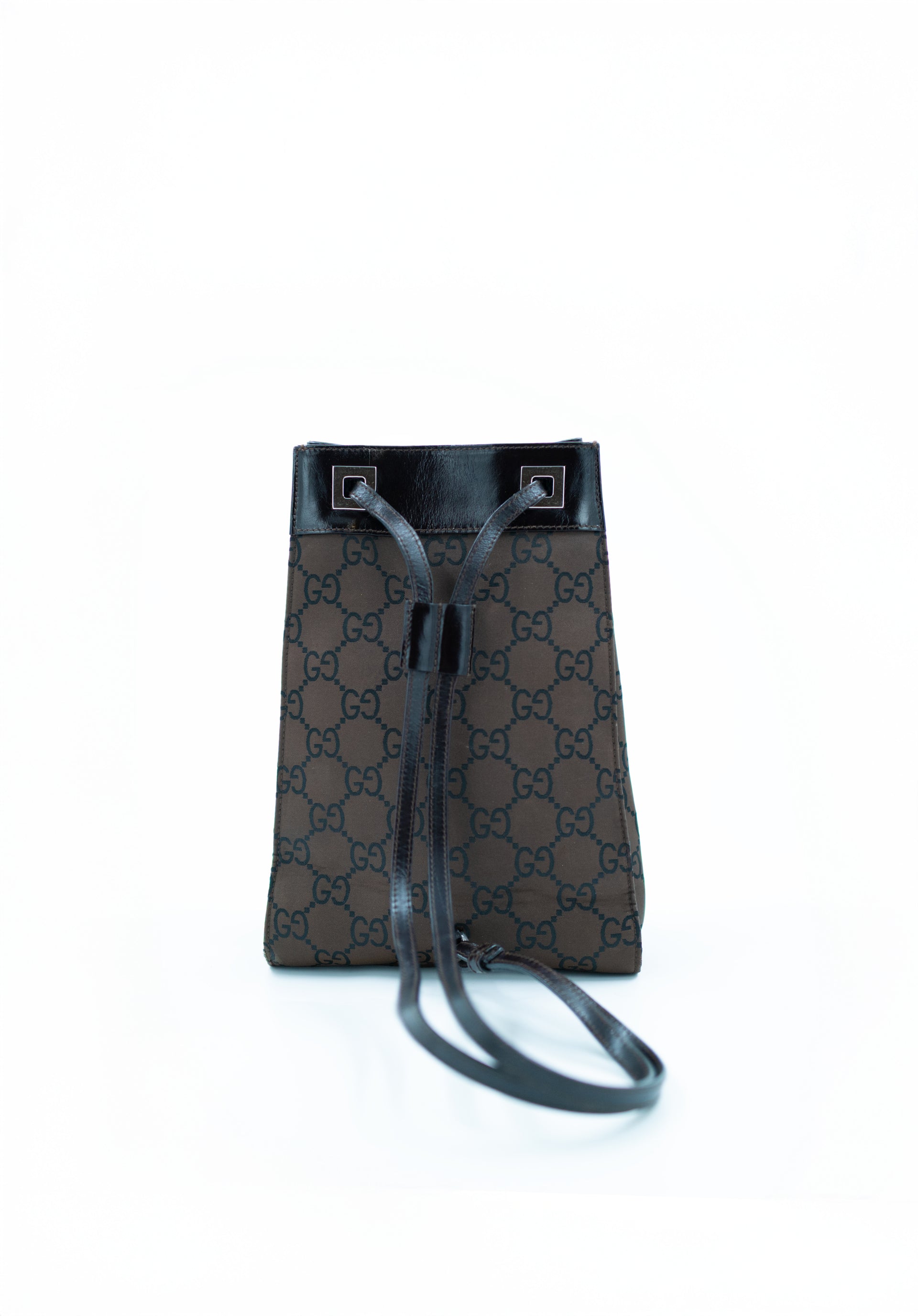 SacGucciBagpack_toile_cuir_marron_noir_vintagederriere-01