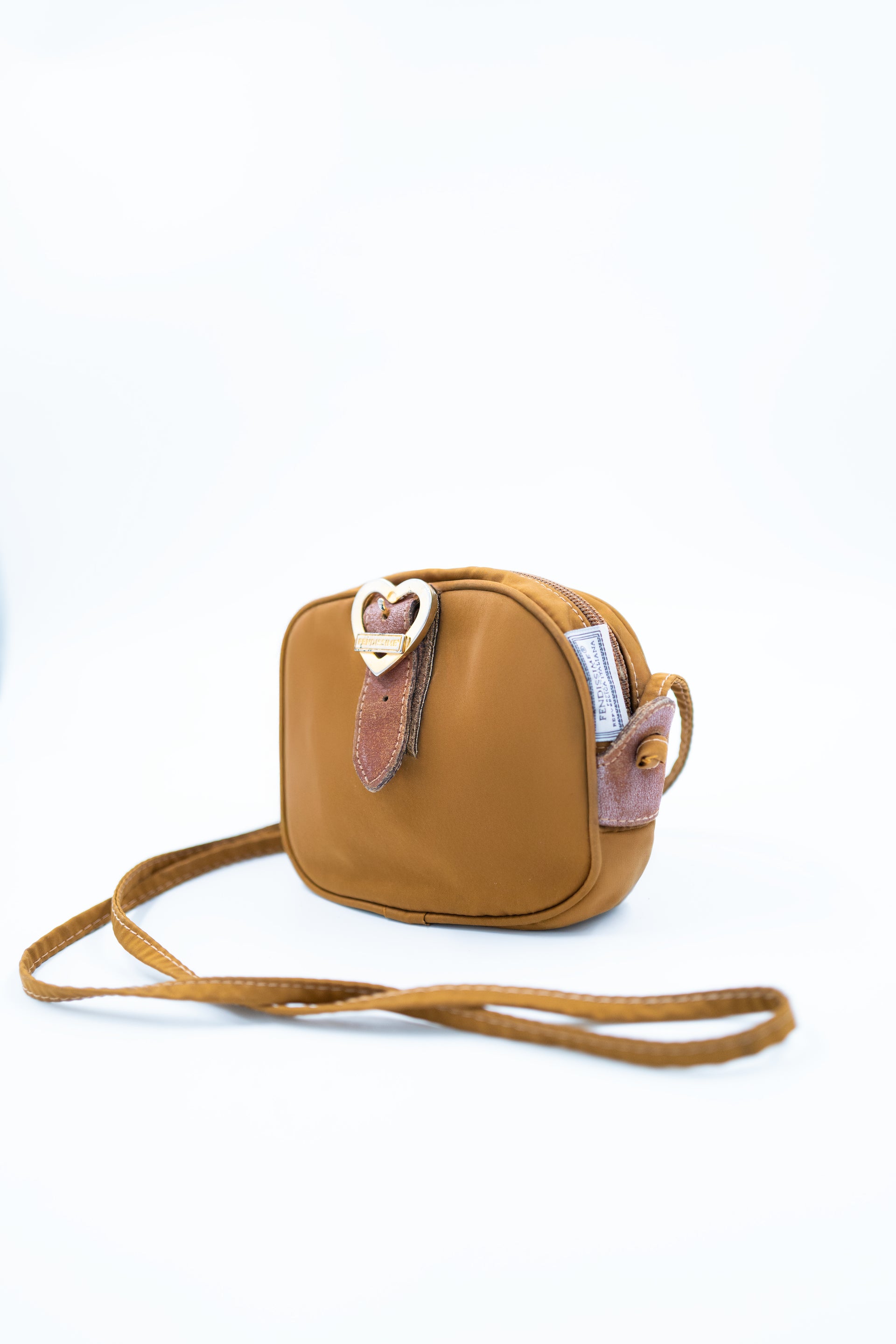 Sac_FendisimmeSmallShoulderbag_Nylon_cuir_brunclaire_vintage-002