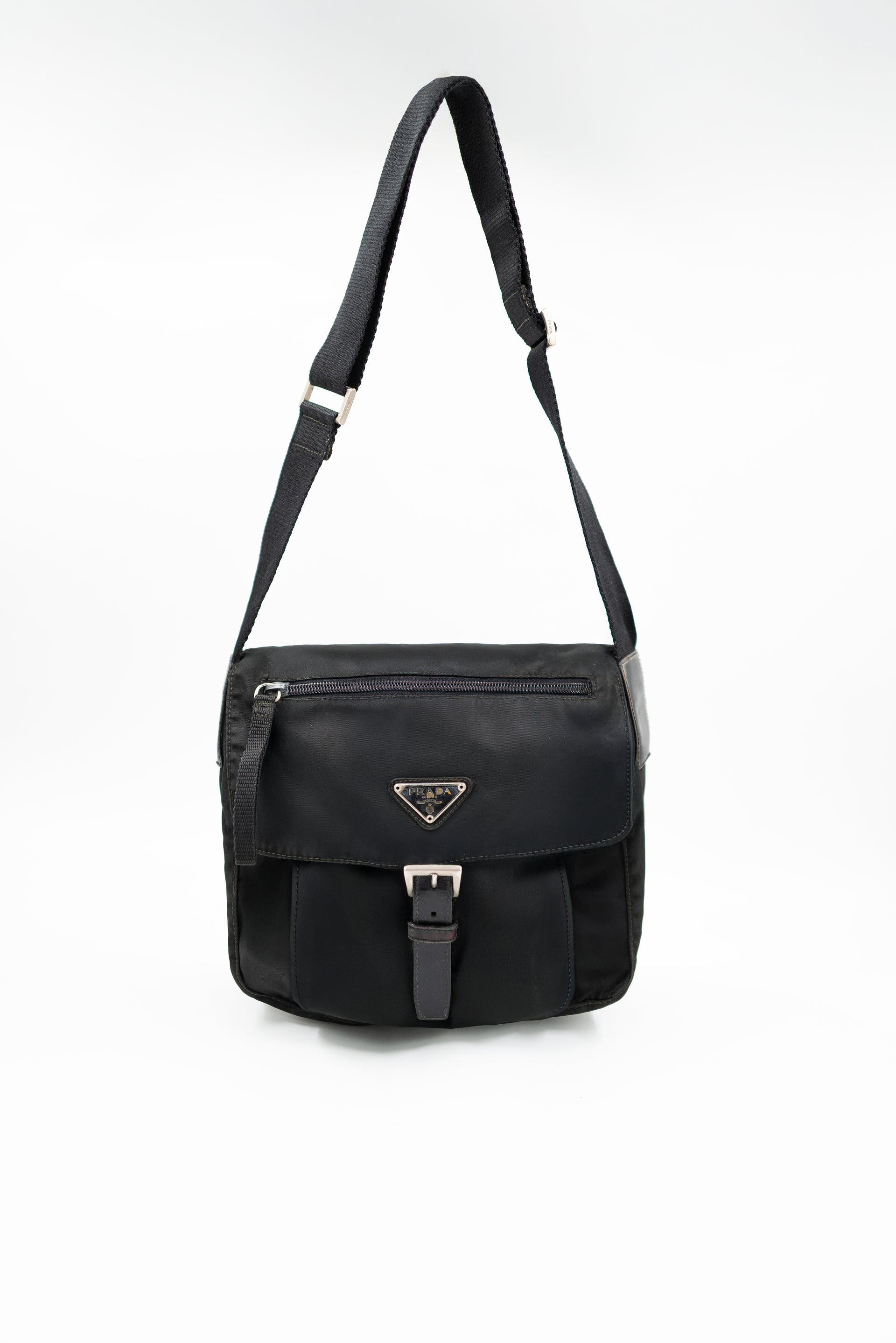 Sac_PradaSmallMessengerBag_nylon_noir_vintage_01