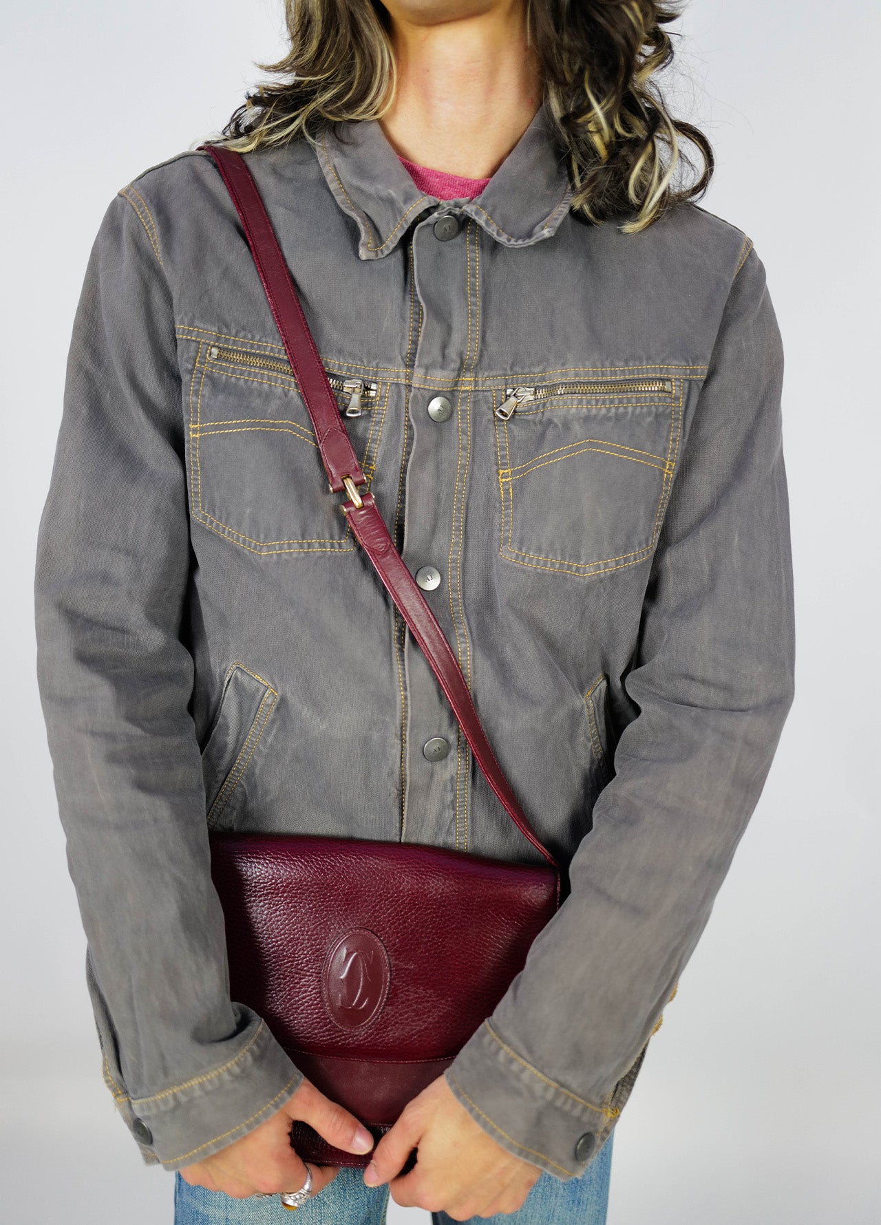 Veste-Armani-Jeans-Grise-Surpiqures-Jaune-04