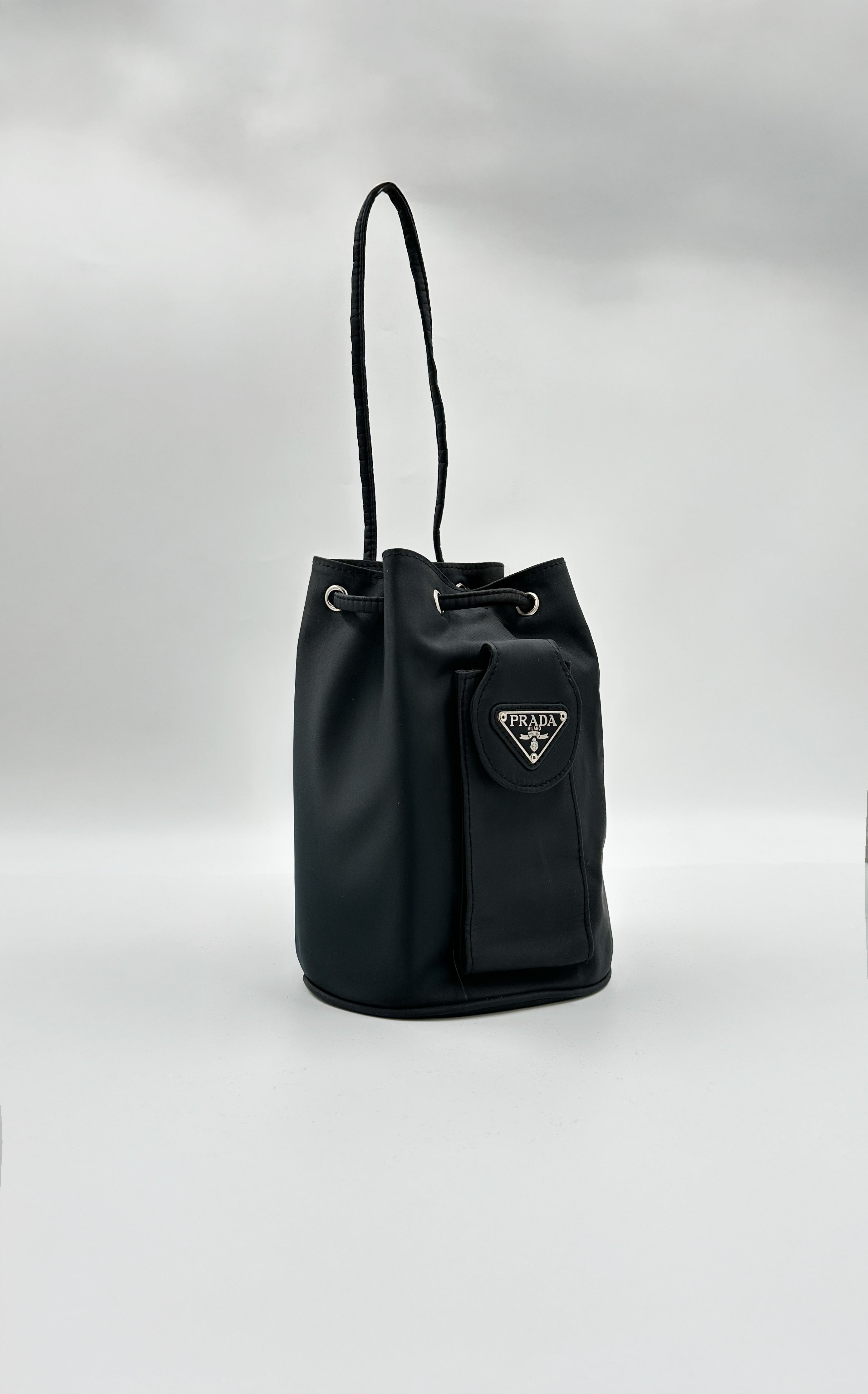 sac_Prada_toile_noir_vintage-002
