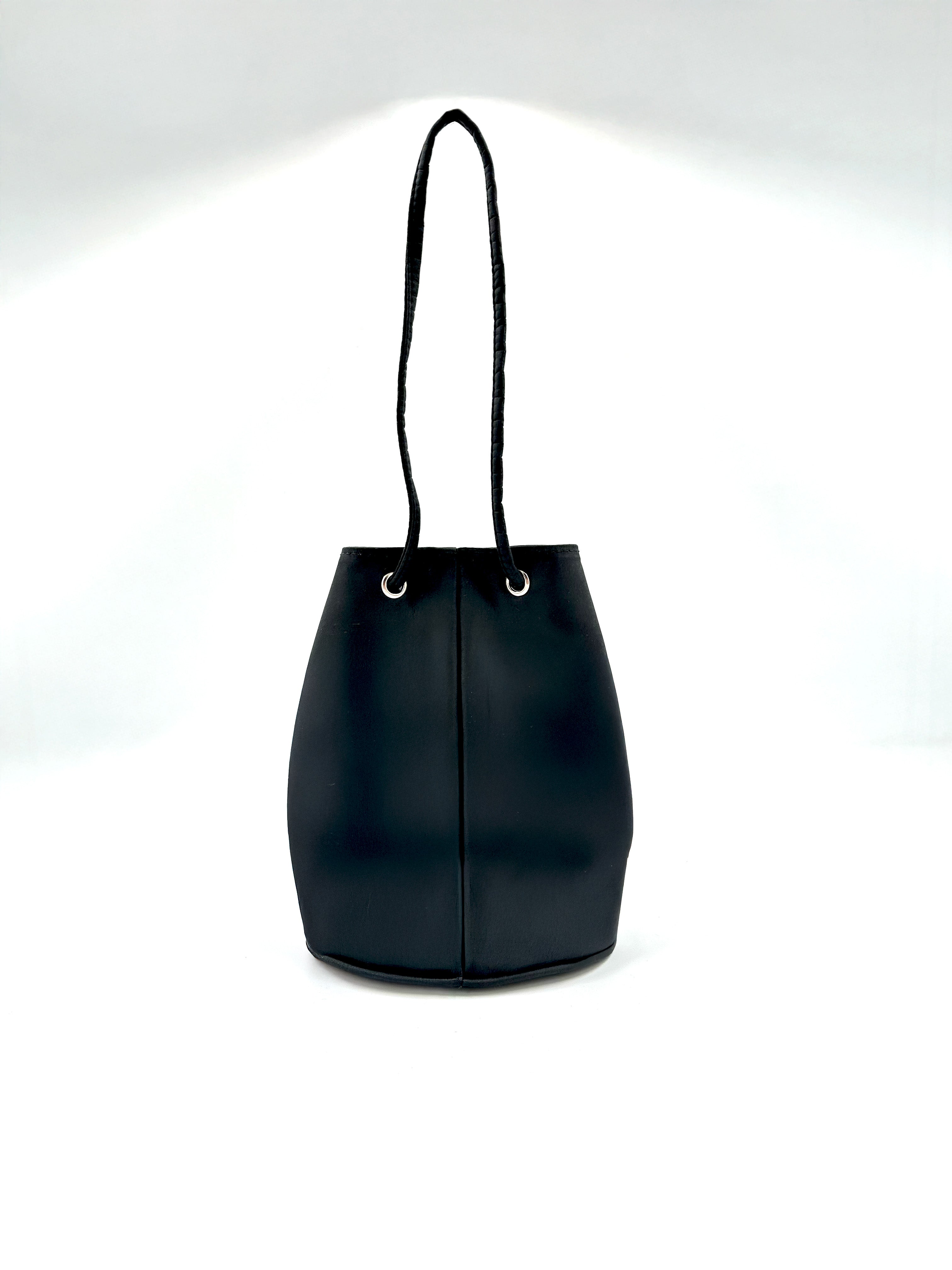 sac_Prada_toile_noir_vintage-003