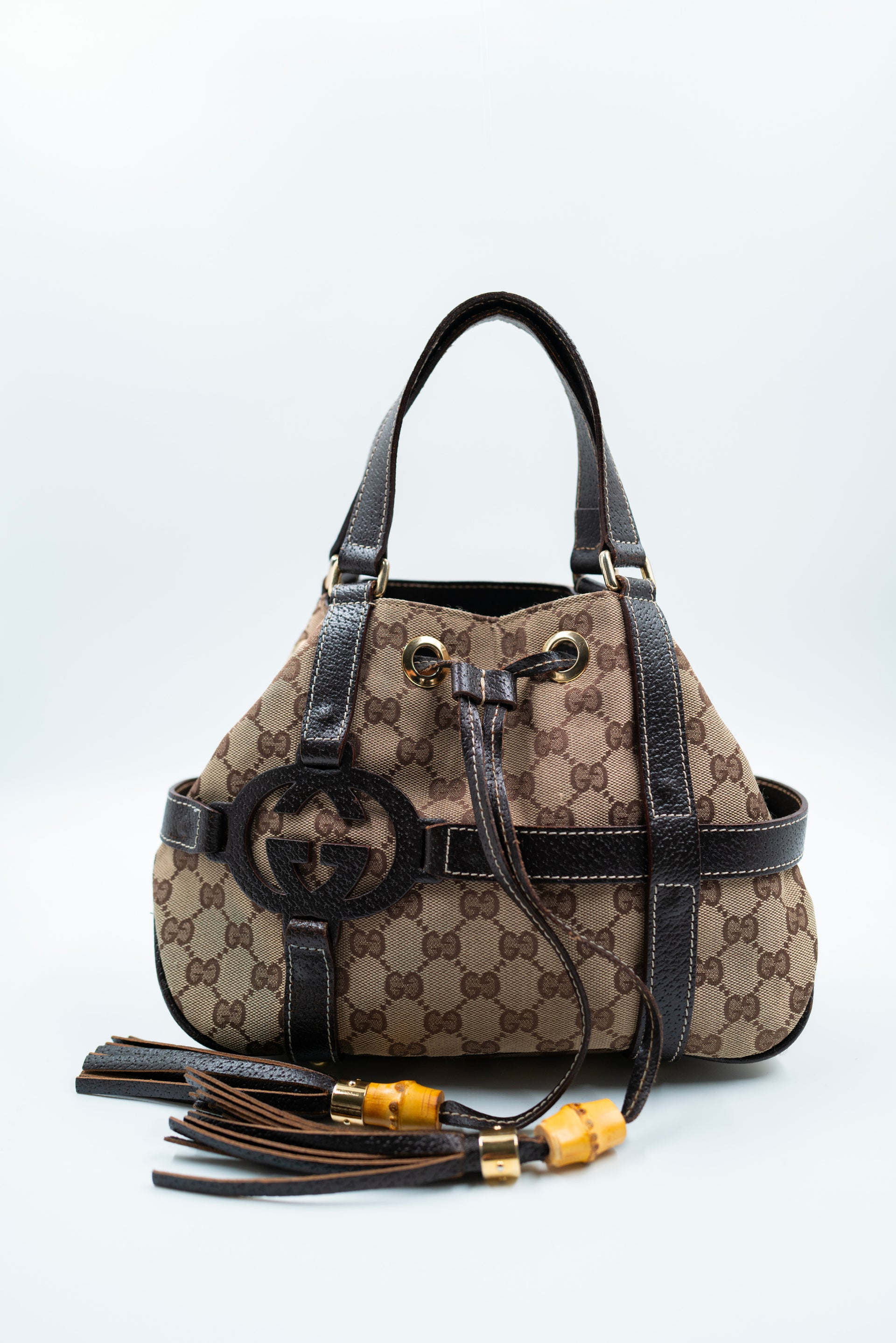 sac_gucci_toile_cuir_monogramme_beige_bambou_vintage_01